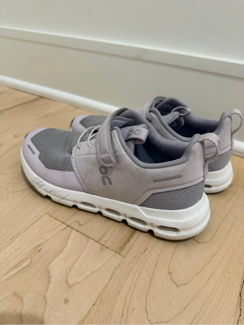 Kids Lightweight Gray and Pale Purple Athletic Sneakers with Hook-and-Loop Strap